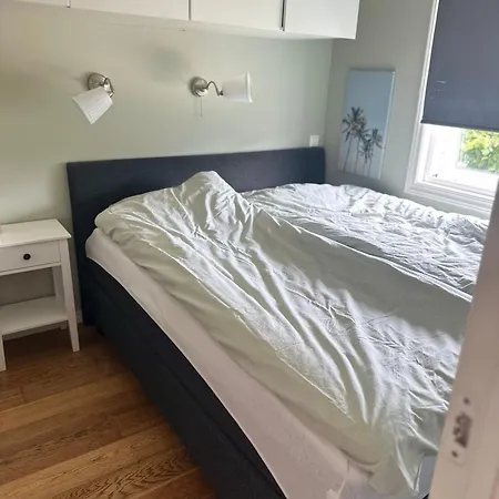 Flott Bolig Pa Ovre Kleppe Med Fine Solforhold Og Fin Uteplass Askoy