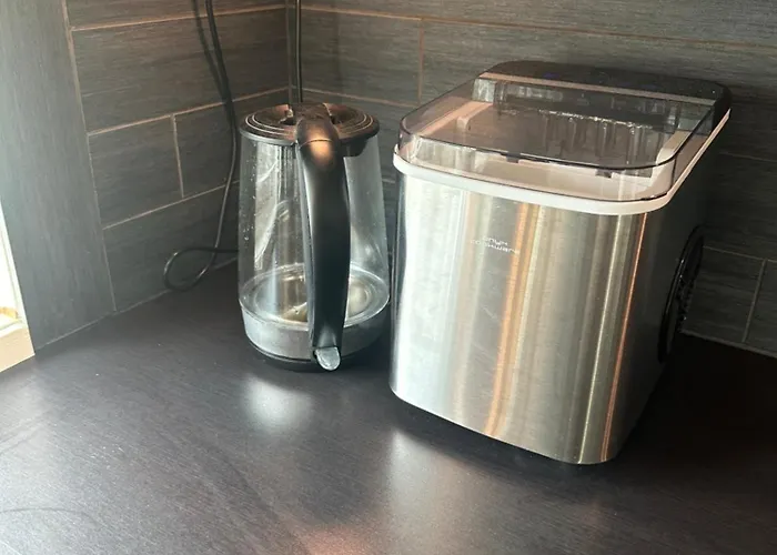 Semesterbostad Flott Bolig Pa Ovre Kleppe Med Fine Solforhold Og Fin Uteplass